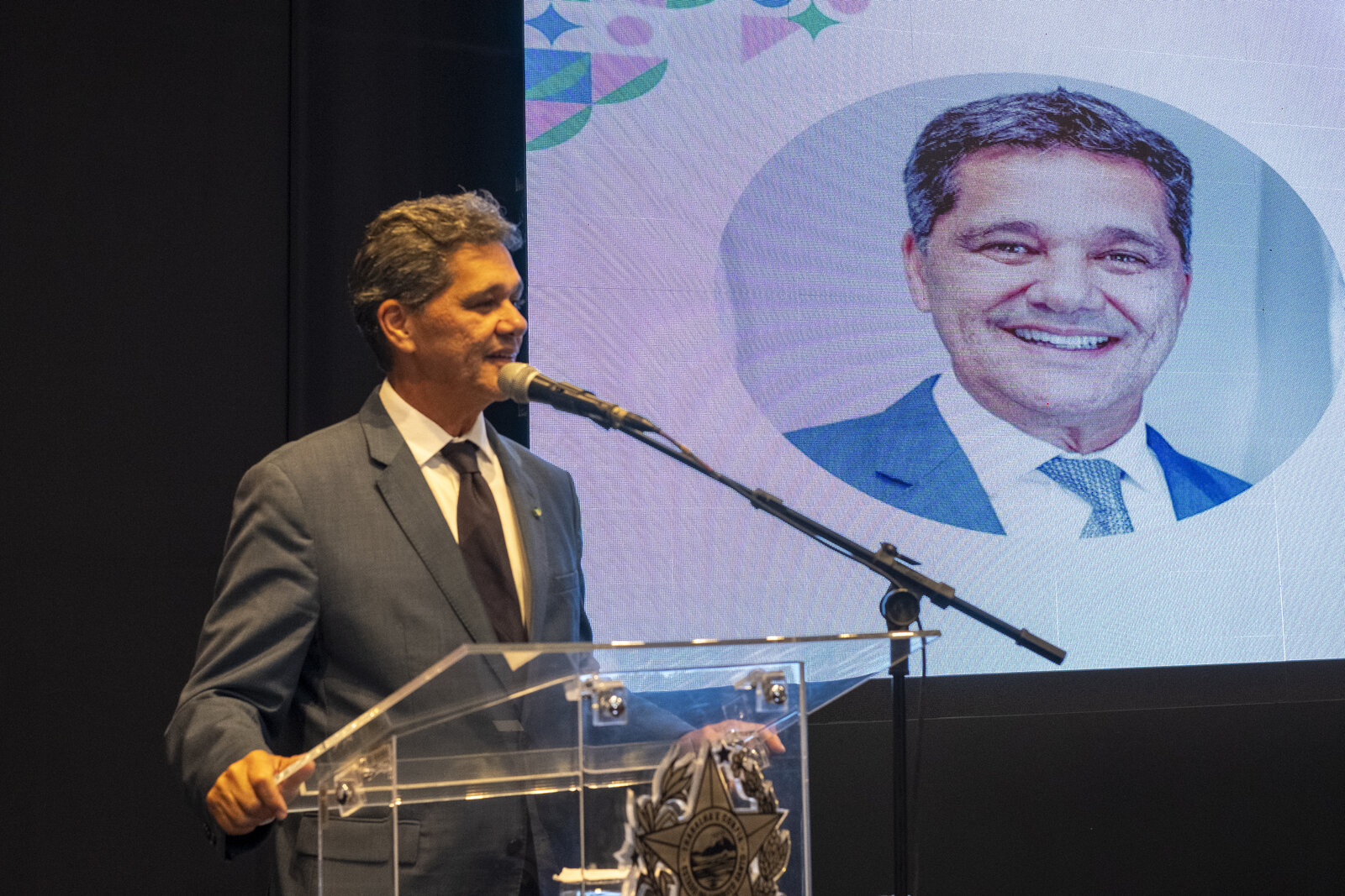 Governador Ricardo Ferraço discursa na solenidade